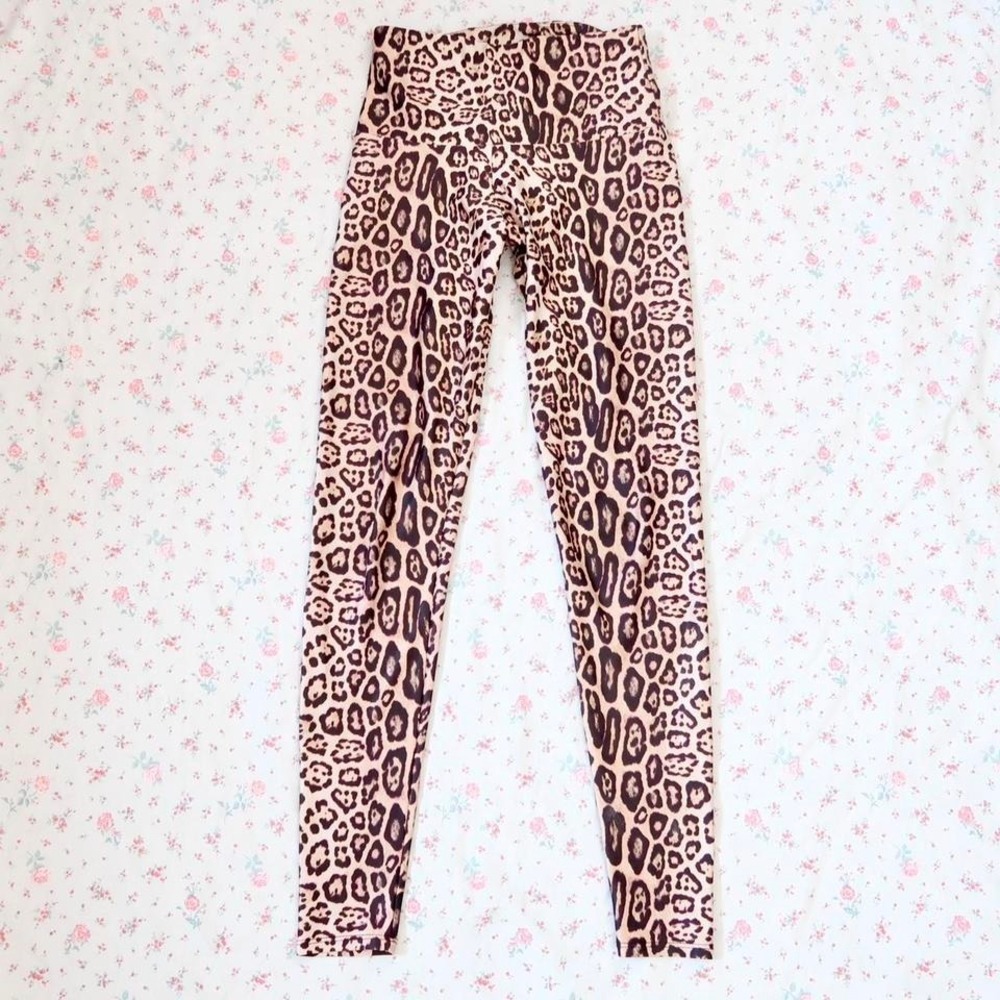Y2k leopard print activewear leggings